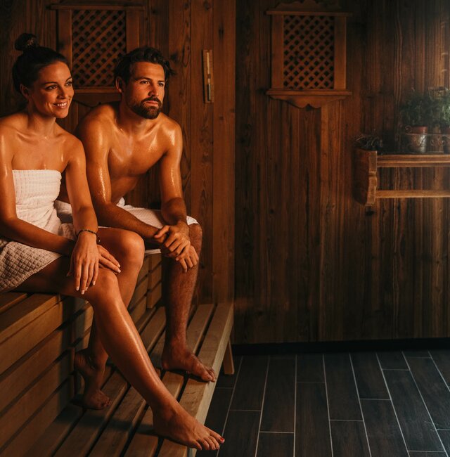 Pärchen in der Sauna
