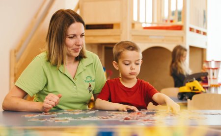 Basteln in der Kinderbetreuung