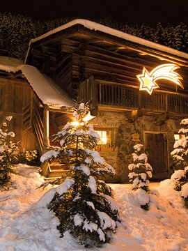 Krippe im Schnee